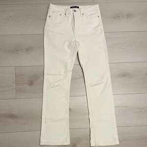 Calvin Klein Jeans Women's Straight Leg in Cream